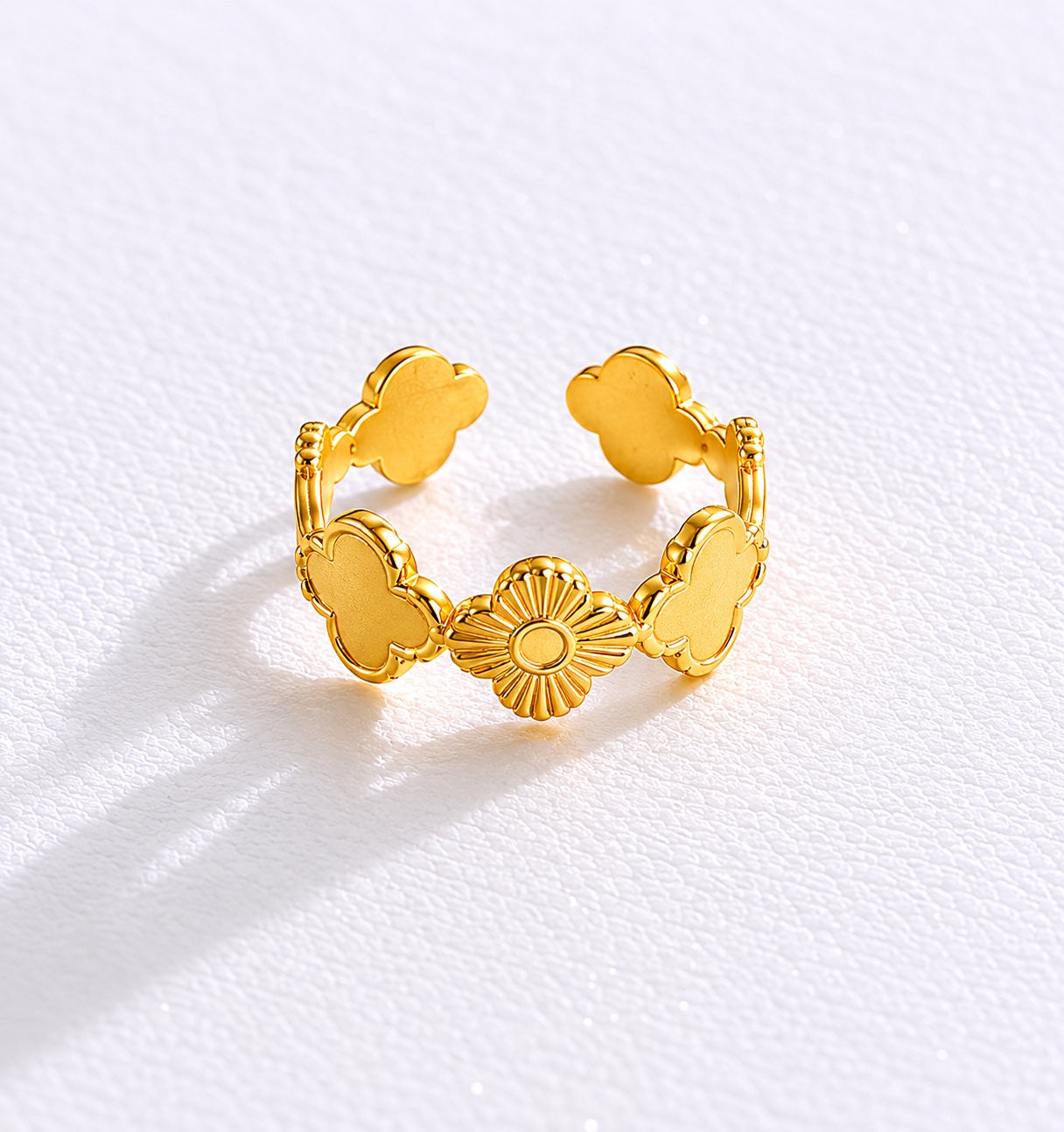 RSJ19G CLOVER Adjustable Ring -  18k Gold PVD plated 316  stainless steel - Anti tarnish