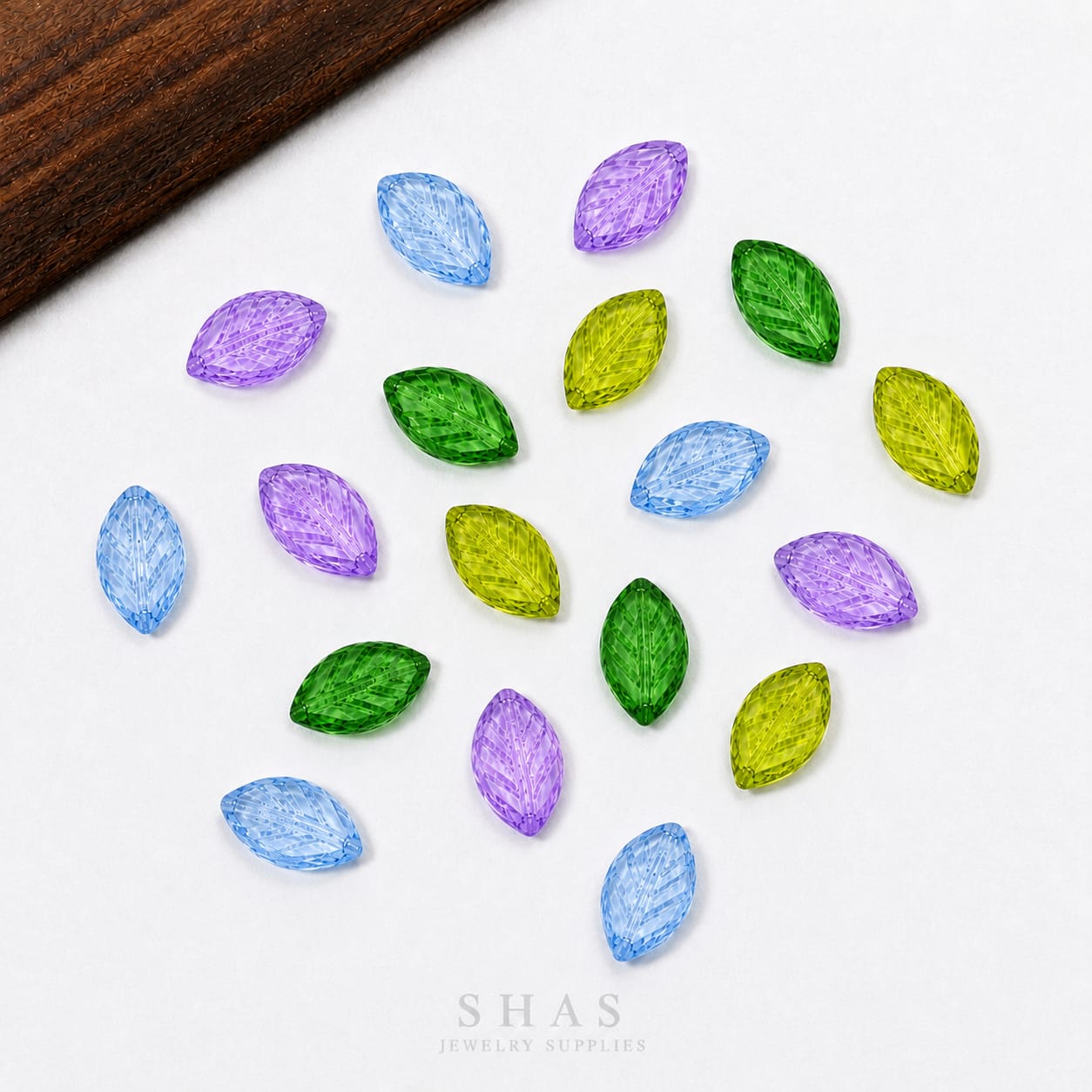 GB10 Leaf Glass Bead ( 1 pc ) Lampwork Bead