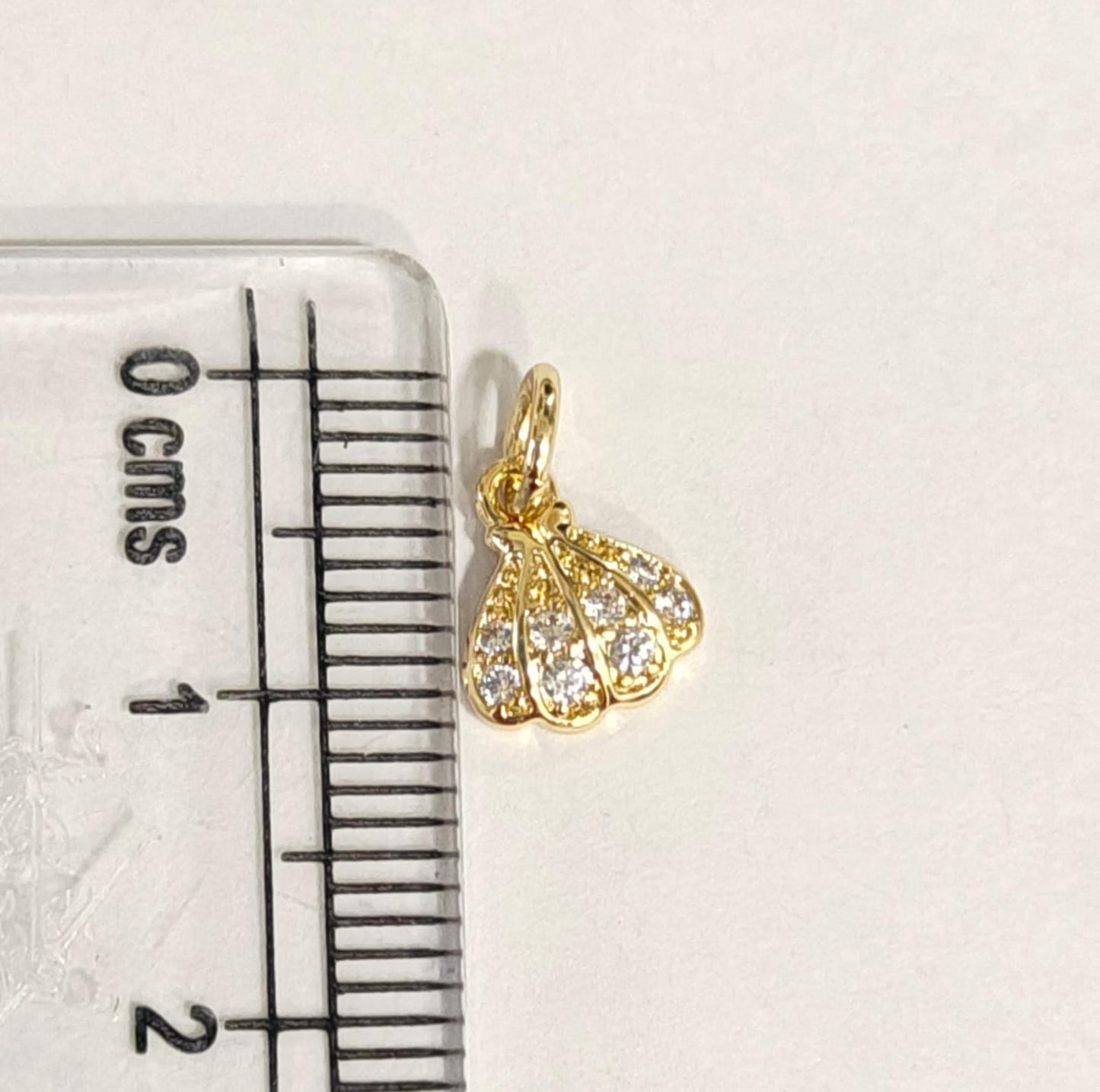 GPC18R Sea Shell Zircon Charm ( 1 PC ) Premium Plated