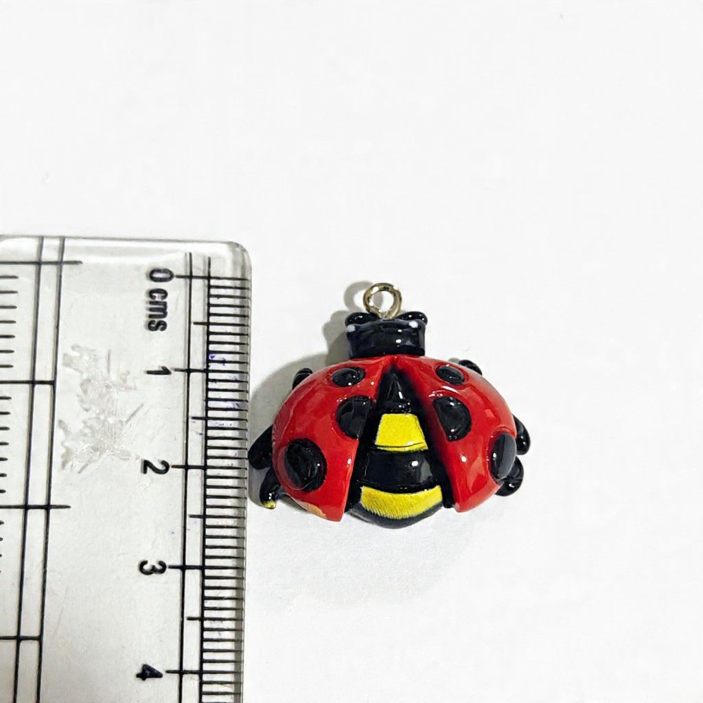 RM01C Lady Bug Resin Charm ( 1 PC )