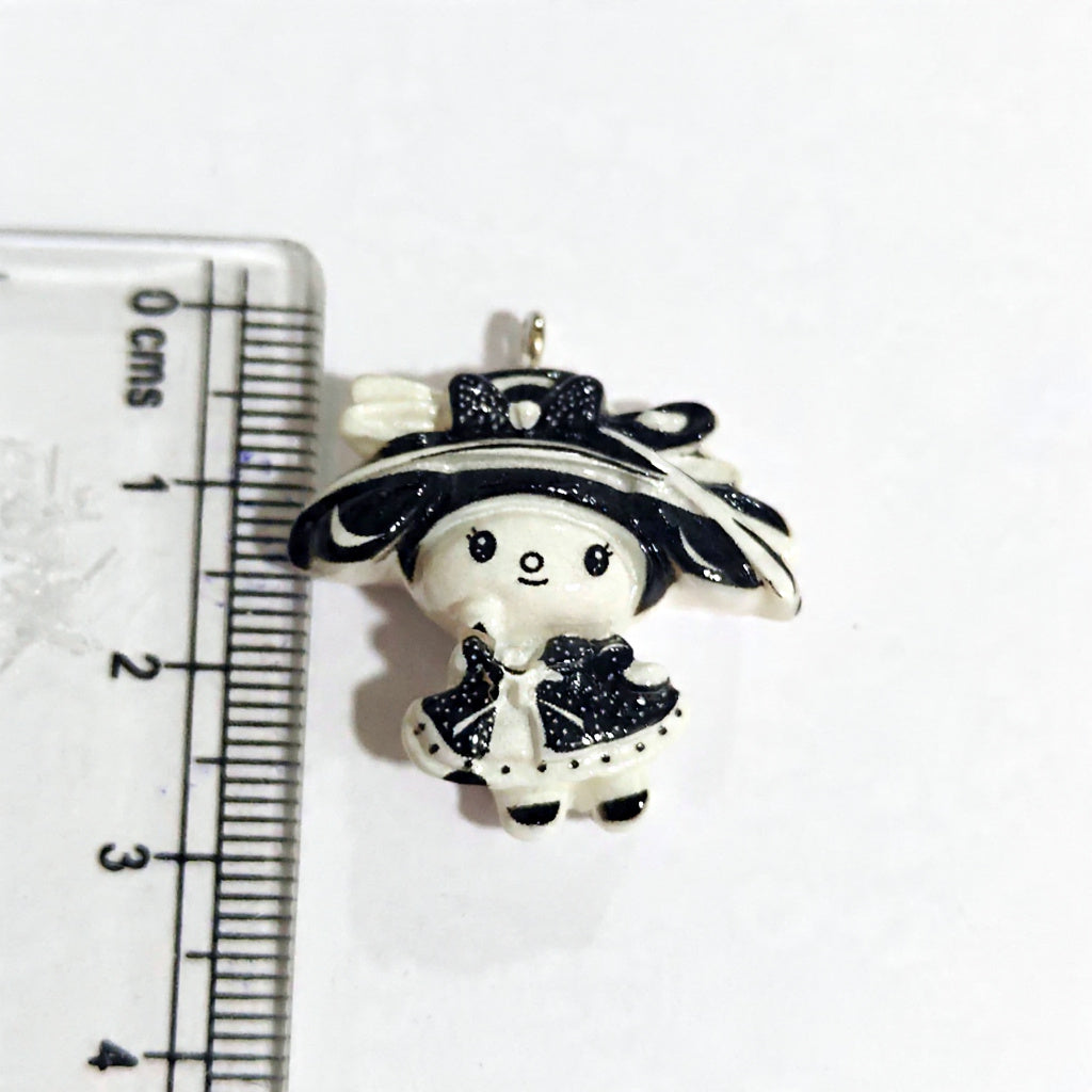 RM02L Kawaii Fashion Girl Resin Charm ( 1 PC )