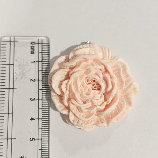 RM03B Soft Peach Rose Resin Charm ( 1 PC )