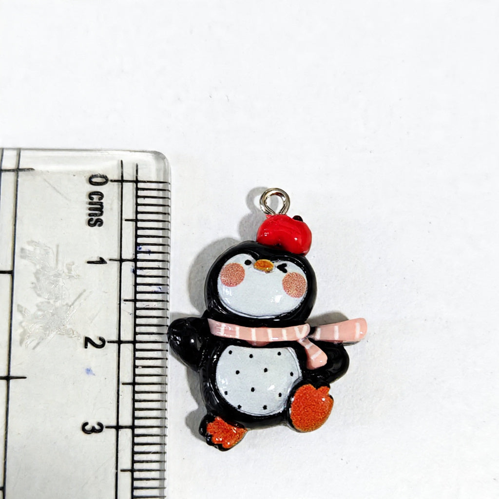 RM03Q Penguin Resin Charm ( 1 PC )