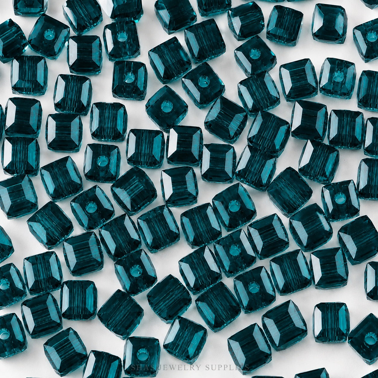 GB23 Cube Crystal Glass Beads ( 1 pc ) Lampwork Bead