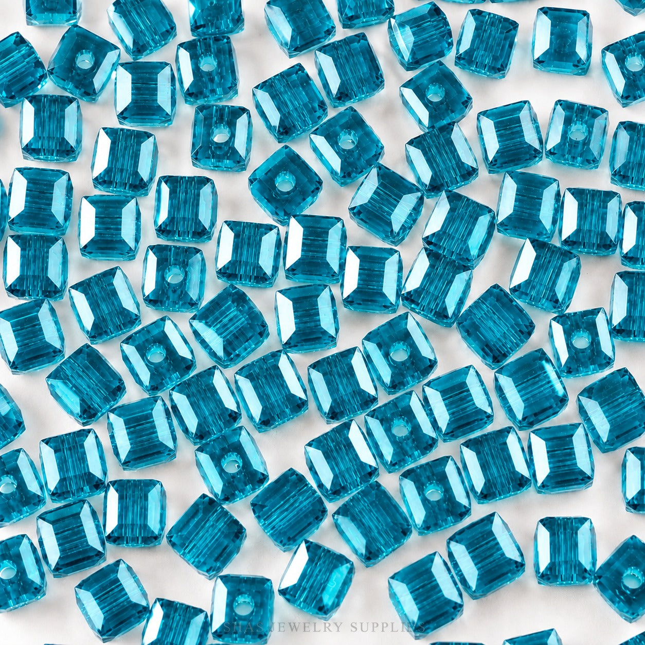 GB23 Cube Crystal Glass Beads ( 1 pc ) Lampwork Bead