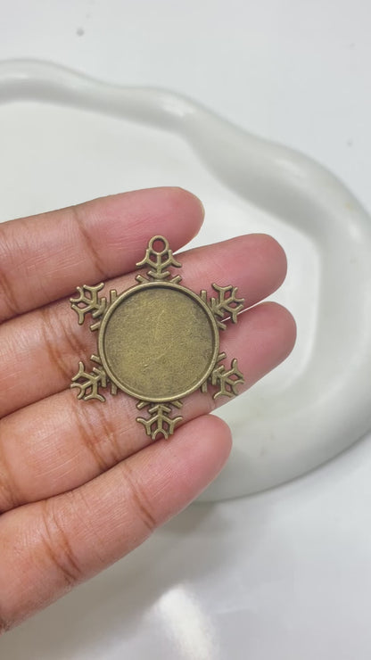 CB 1332 Antique bronze cameo pendant - per piece