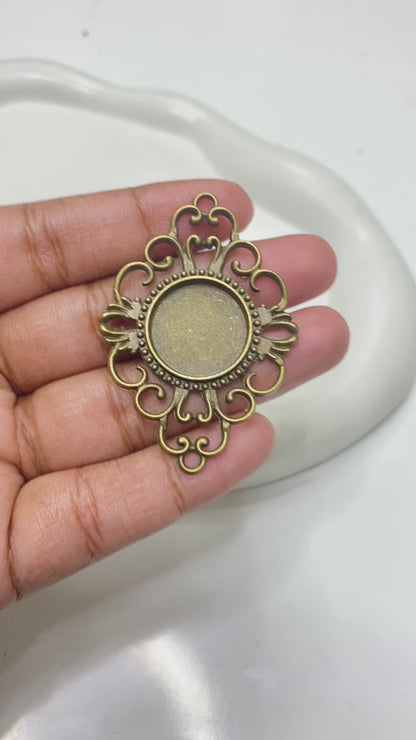 CB 1320 Antique bronze cameo pendant - per piece