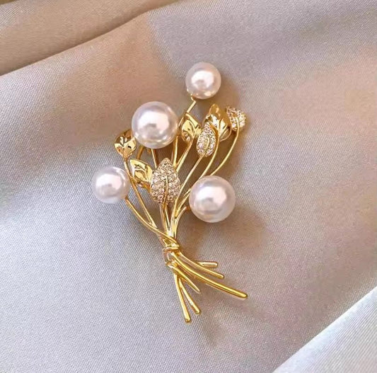 BR 41 LUXURY PEARL BOUQUET Zircon Brooch ( 1 PC ) Anti Resistant